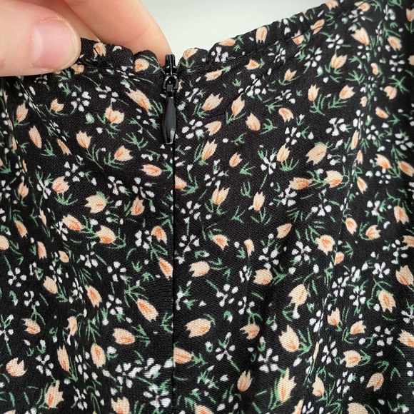 Lulu’s • Ruffled midi dress - Picture 10 of 13